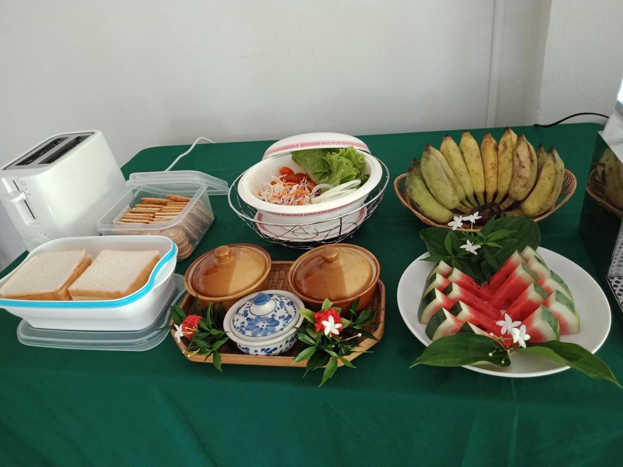 N.D.Hotel 란타섬 외부 사진